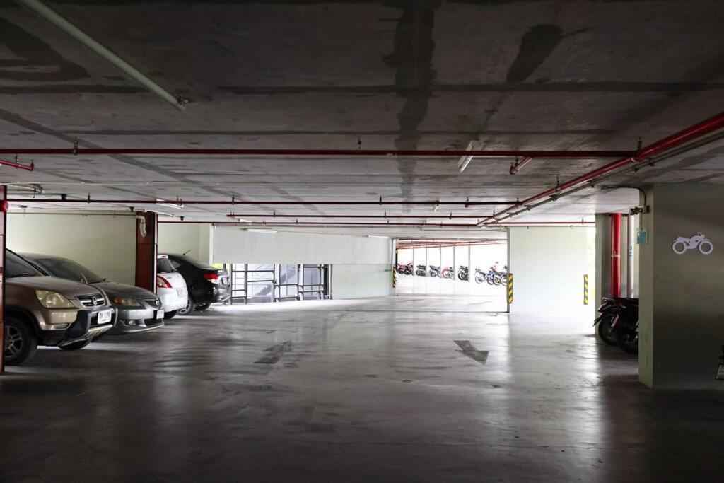 Specious Luxury 2 Bedrooms Apt. Chiang Mai Exterior photo
